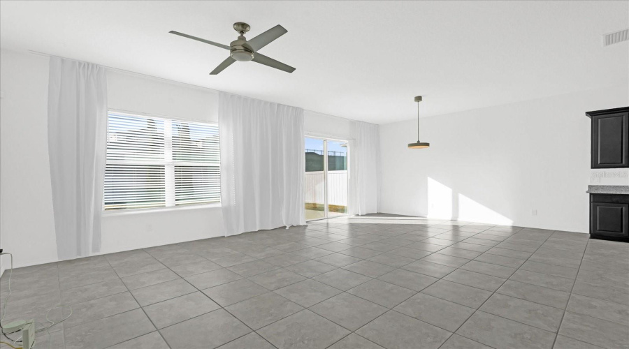 DAVENPORT, Florida 33897, 3 Bedrooms Bedrooms, ,2 BathroomsBathrooms,Residential,For Sale,FELCE,0,MFRO6381172