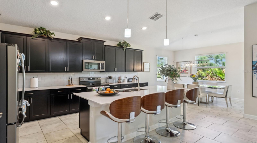 DAVENPORT, Florida 33896, 4 Bedrooms Bedrooms, ,3 BathroomsBathrooms,Residential,For Sale,CROQUET,0,MFRS5146176