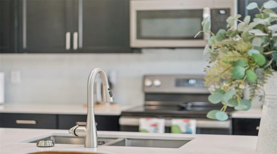 DAVENPORT, Florida 33896, 4 Bedrooms Bedrooms, ,3 BathroomsBathrooms,Residential,For Sale,CROQUET,0,MFRS5146176