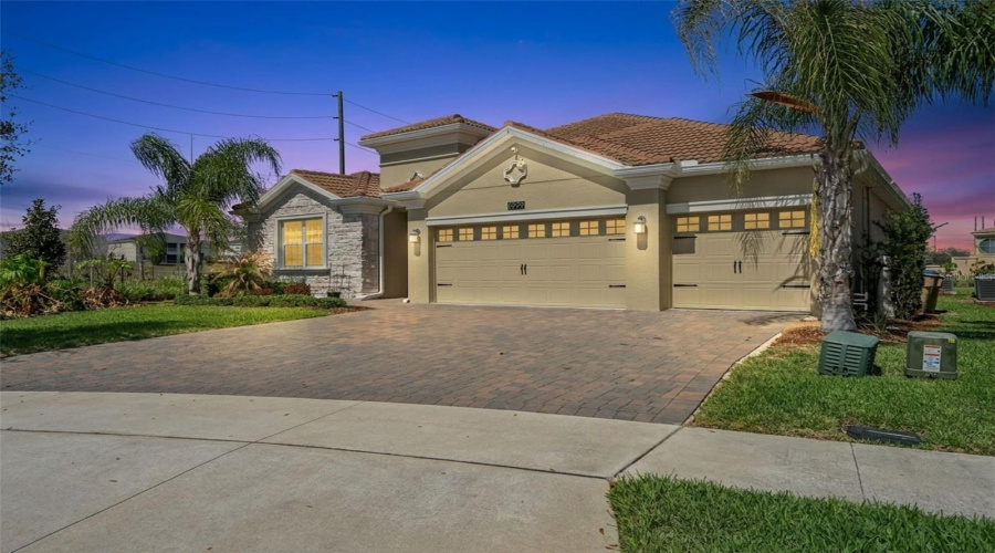 DAVENPORT, Florida 33896, 4 Bedrooms Bedrooms, ,3 BathroomsBathrooms,Residential,For Sale,CROQUET,0,MFRS5146176