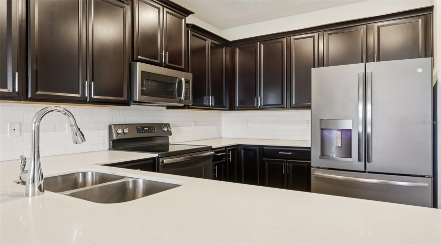 KISSIMMEE, Florida 34746, 3 Bedrooms Bedrooms, ,2 BathroomsBathrooms,Residential,For Sale,TRIBUTE,0,MFRO6353768