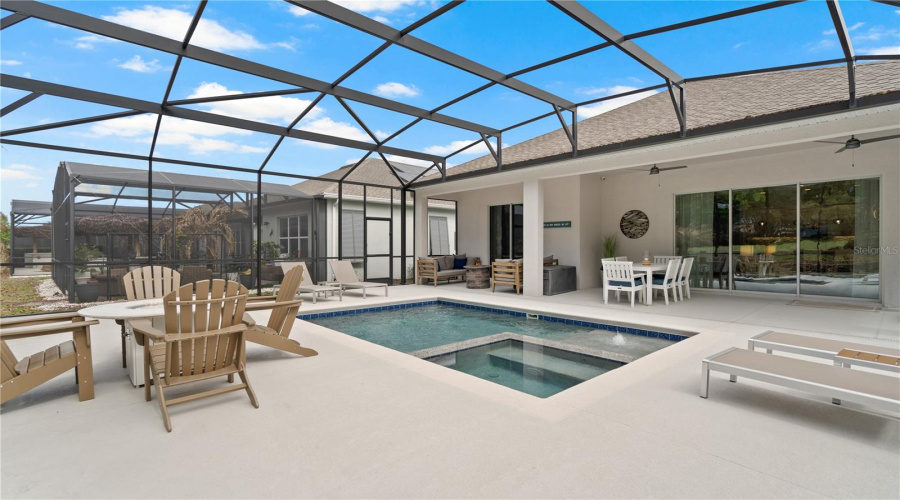 KISSIMMEE, Florida 34747, 3 Bedrooms Bedrooms, ,2 BathroomsBathrooms,Residential,For Sale,FOUR SEASONS,0,MFRO6392299