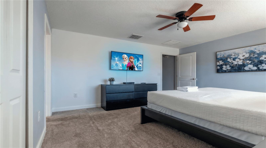 DAVENPORT, Florida 33896, 4 Bedrooms Bedrooms, ,3 BathroomsBathrooms,Residential,For Sale,PEBBLE BEACH,0,MFRO6387842