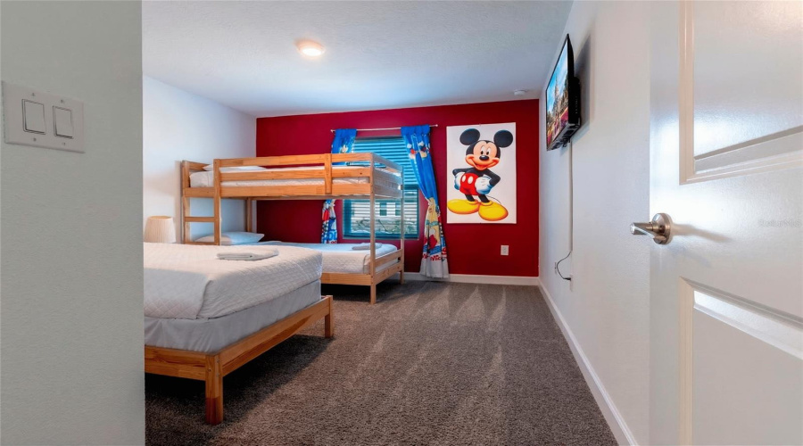 DAVENPORT, Florida 33896, 4 Bedrooms Bedrooms, ,3 BathroomsBathrooms,Residential,For Sale,PEBBLE BEACH,0,MFRO6387842