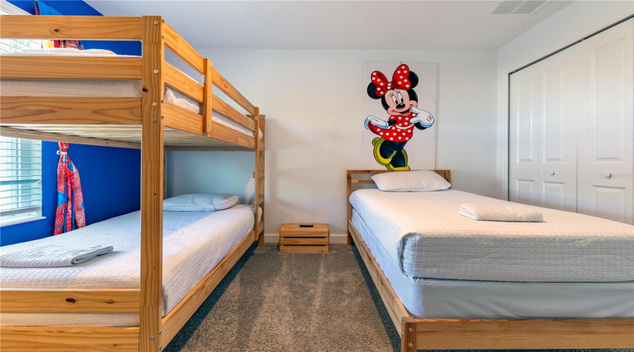 DAVENPORT, Florida 33896, 4 Bedrooms Bedrooms, ,3 BathroomsBathrooms,Residential,For Sale,PEBBLE BEACH,0,MFRO6387842