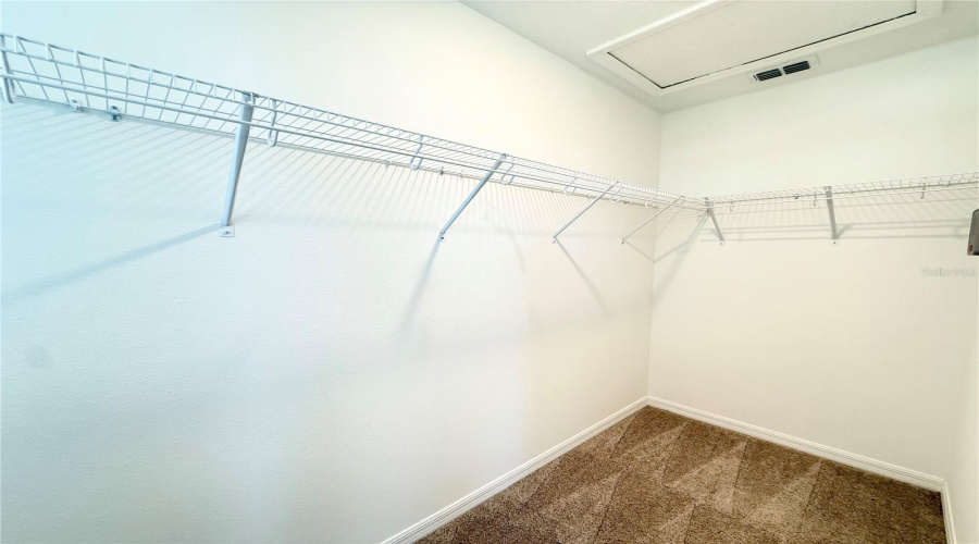 DAVENPORT, Florida 33896, 3 Bedrooms Bedrooms, ,2 BathroomsBathrooms,Residential,For Sale,DISCOVERY,0,MFRO6392544