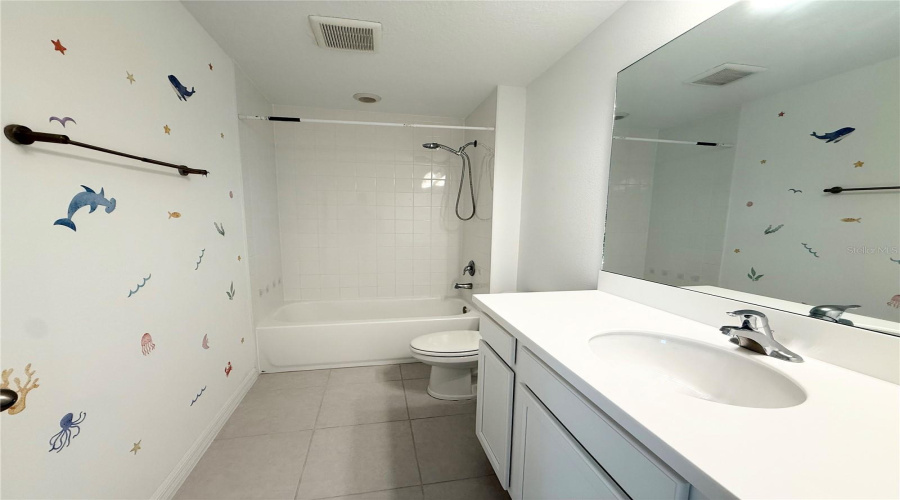 DAVENPORT, Florida 33896, 3 Bedrooms Bedrooms, ,2 BathroomsBathrooms,Residential,For Sale,DISCOVERY,0,MFRO6392544