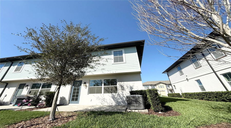 DAVENPORT, Florida 33896, 3 Bedrooms Bedrooms, ,2 BathroomsBathrooms,Residential,For Sale,DISCOVERY,0,MFRO6392544