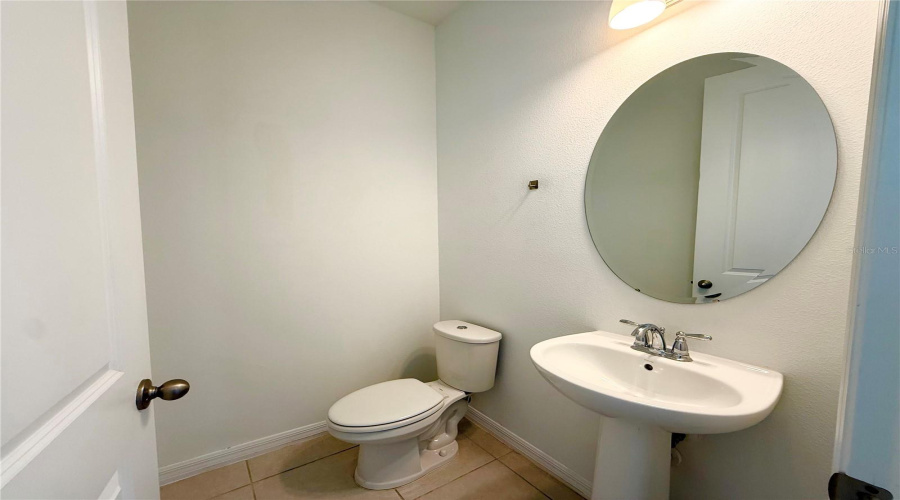 DAVENPORT, Florida 33896, 3 Bedrooms Bedrooms, ,2 BathroomsBathrooms,Residential,For Sale,DISCOVERY,0,MFRO6392544