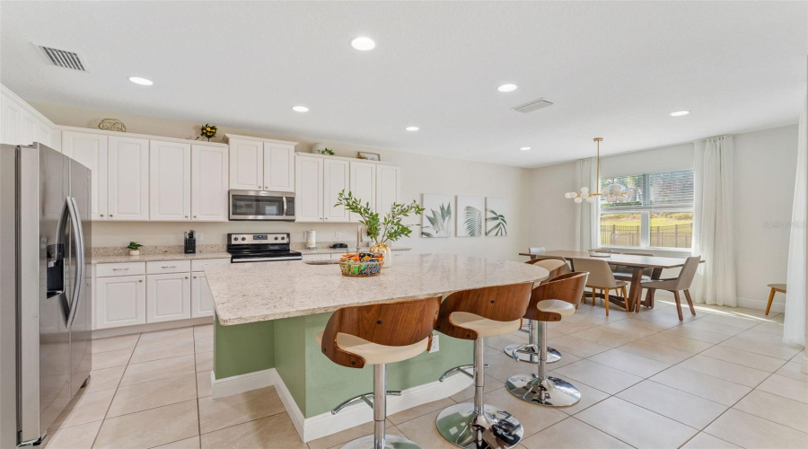 KISSIMMEE, Florida 34747, 5 Bedrooms Bedrooms, ,5 BathroomsBathrooms,Residential,For Sale,MARKER,0,MFRO6322229