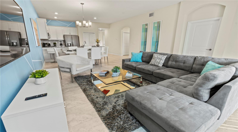 DAVENPORT, Florida 33896, 2 Bedrooms Bedrooms, ,2 BathroomsBathrooms,Residential,For Sale,OCEAN COURSE,0,MFRO6390911