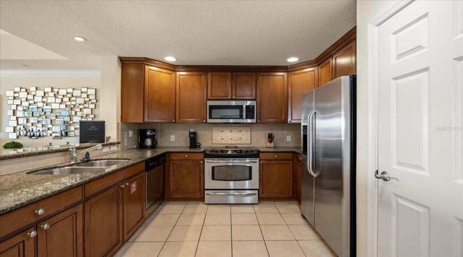 REUNION, Florida 34747, 3 Bedrooms Bedrooms, ,3 BathroomsBathrooms,Residential,For Sale,SUNSET VIEW,0,MFRO6385090