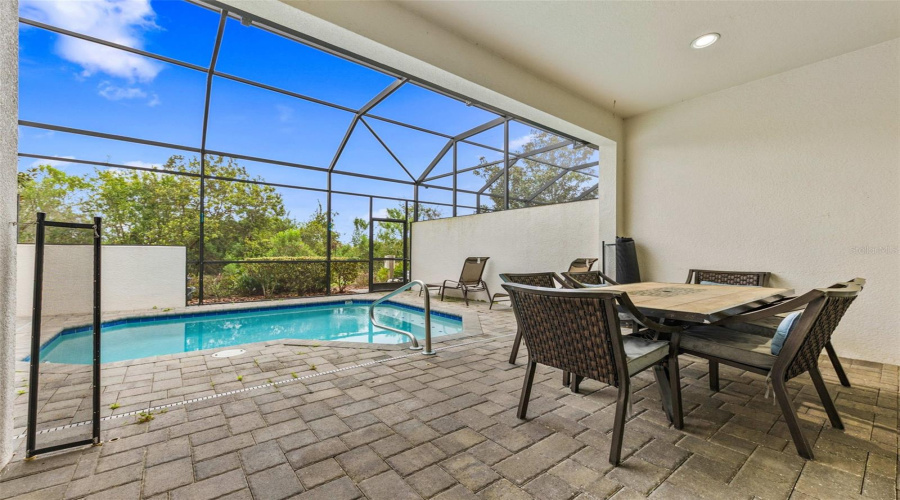 DAVENPORT, Florida 33896, 3 Bedrooms Bedrooms, ,2 BathroomsBathrooms,Residential,For Sale,CAPTIVA,0,MFRO6392429