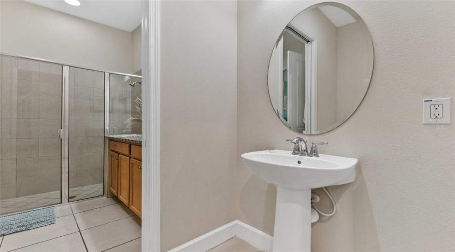 DAVENPORT, Florida 33896, 3 Bedrooms Bedrooms, ,2 BathroomsBathrooms,Residential,For Sale,CAPTIVA,0,MFRO6392429