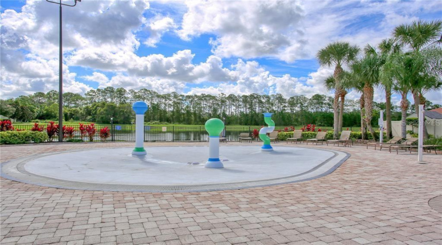 KISSIMMEE, Florida 34747, 4 Bedrooms Bedrooms, ,3 BathroomsBathrooms,Residential,For Sale,CANDY PALM,0,MFRO6391123