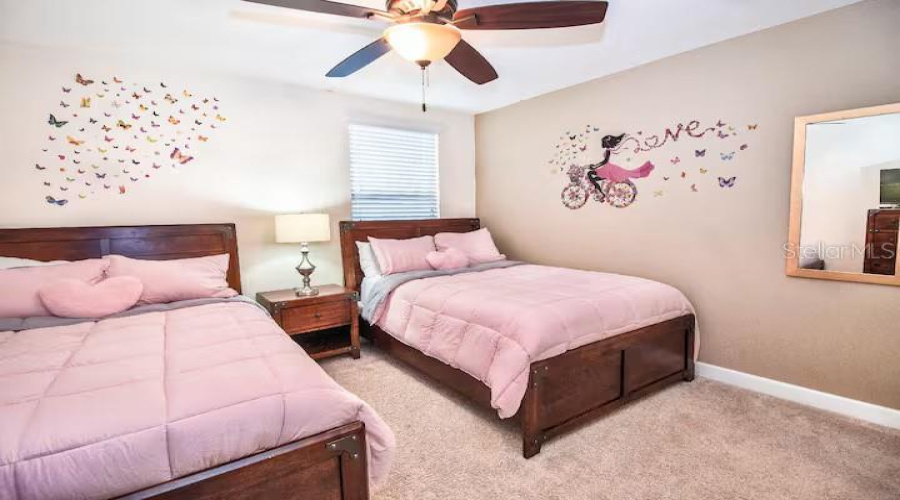 DAVENPORT, Florida 33896, 9 Bedrooms Bedrooms, ,5 BathroomsBathrooms,Residential,For Sale,SHADOW MOUNTAIN,0,MFRO6385091