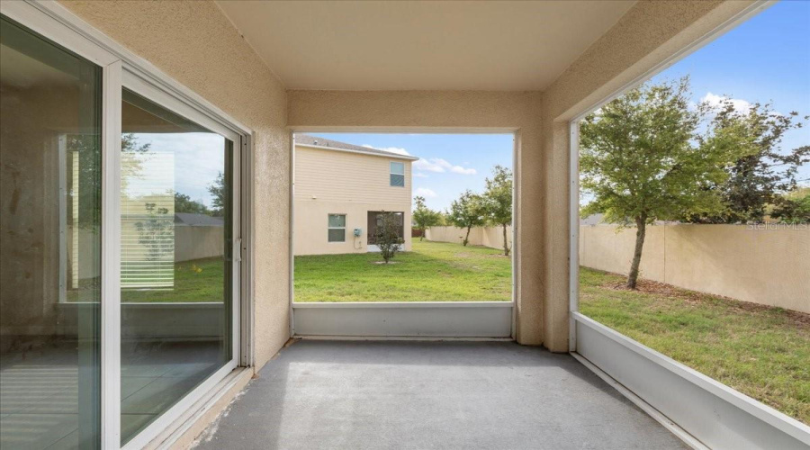KISSIMMEE, Florida 34746, 3 Bedrooms Bedrooms, ,2 BathroomsBathrooms,Residential,For Sale,CORAL CASTLE,0,MFRO6390476