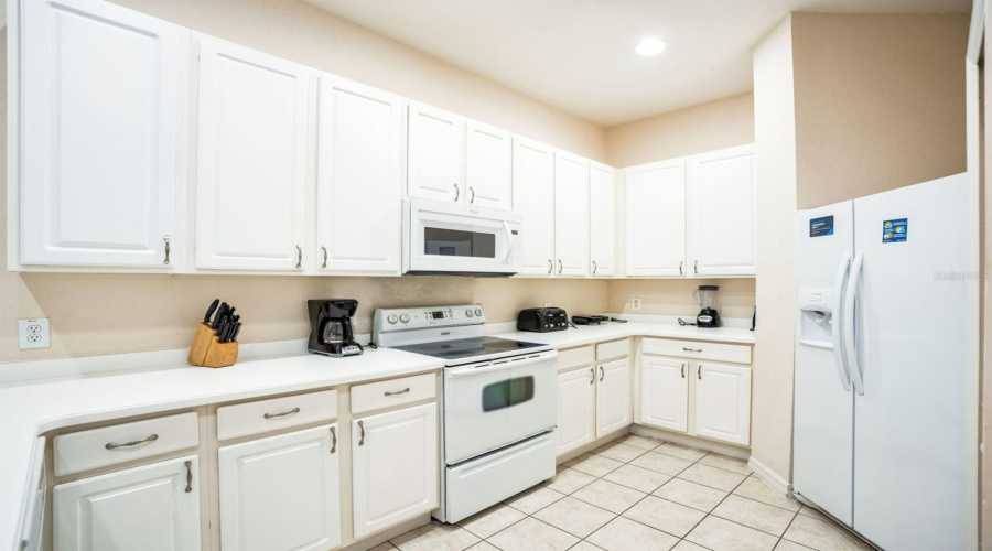 DAVENPORT, Florida 33897, 2 Bedrooms Bedrooms, ,2 BathroomsBathrooms,Residential,For Sale,NEW PROVIDENCE PROMENADE,0,MFRA4687192