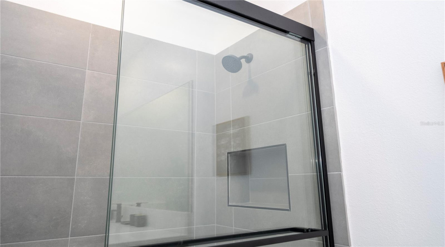 KISSIMMEE, Florida 34747, 5 Bedrooms Bedrooms, ,4 BathroomsBathrooms,Residential,For Sale,SANTORINI,0,MFRO6392039