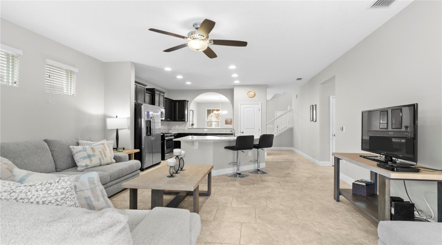 DAVENPORT, Florida 33837, 5 Bedrooms Bedrooms, ,4 BathroomsBathrooms,Residential,For Sale,WILDWOOD,0,MFRO6302043