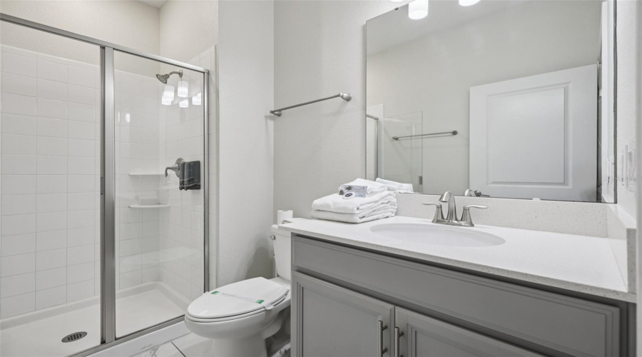 DAVENPORT, Florida 33896, 4 Bedrooms Bedrooms, ,3 BathroomsBathrooms,Residential,For Sale,STINGER,0,MFRO6391545