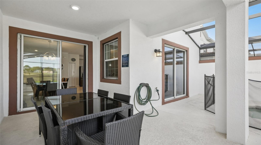 DAVENPORT, Florida 33896, 4 Bedrooms Bedrooms, ,3 BathroomsBathrooms,Residential,For Sale,STINGER,0,MFRO6391545