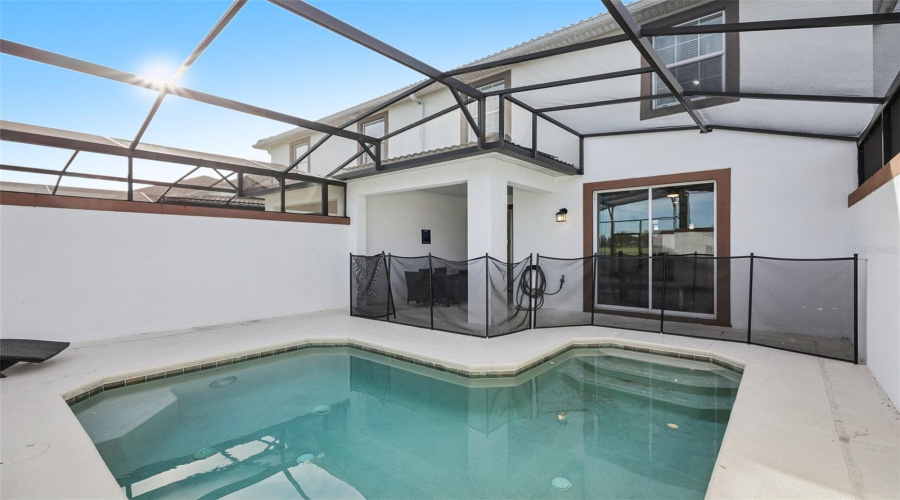 DAVENPORT, Florida 33896, 4 Bedrooms Bedrooms, ,3 BathroomsBathrooms,Residential,For Sale,STINGER,0,MFRO6391545