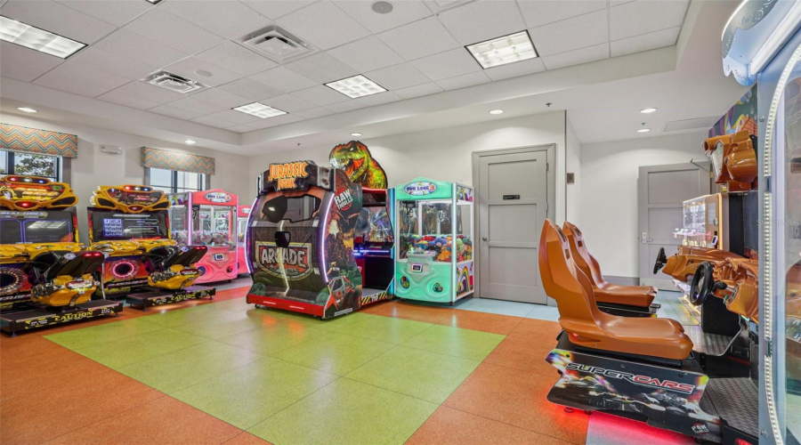 DAVENPORT, Florida 33896, 4 Bedrooms Bedrooms, ,3 BathroomsBathrooms,Residential,For Sale,STINGER,0,MFRO6391545