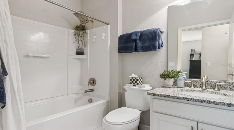 DAVENPORT, Florida 33837, 2 Bedrooms Bedrooms, ,2 BathroomsBathrooms,Residential,For Sale,CANTABRIA,0,MFRS5145740