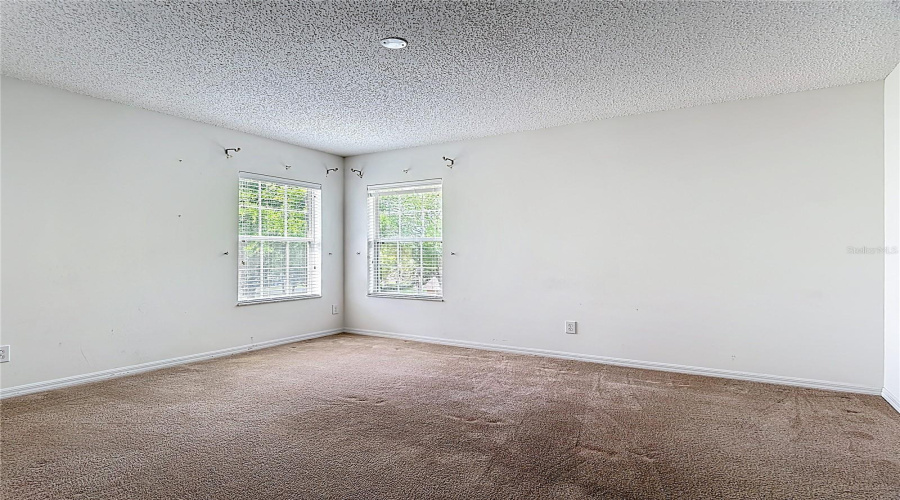 KISSIMMEE, Florida 34747, 6 Bedrooms Bedrooms, ,4 BathroomsBathrooms,Residential,For Sale,PALM HARBOR,0,MFRO6393044