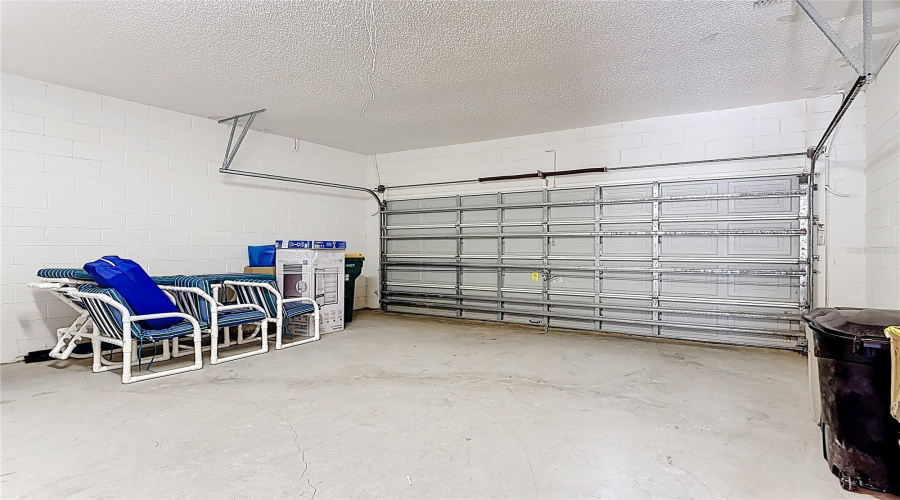 KISSIMMEE, Florida 34747, 6 Bedrooms Bedrooms, ,4 BathroomsBathrooms,Residential,For Sale,PALM HARBOR,0,MFRO6393044