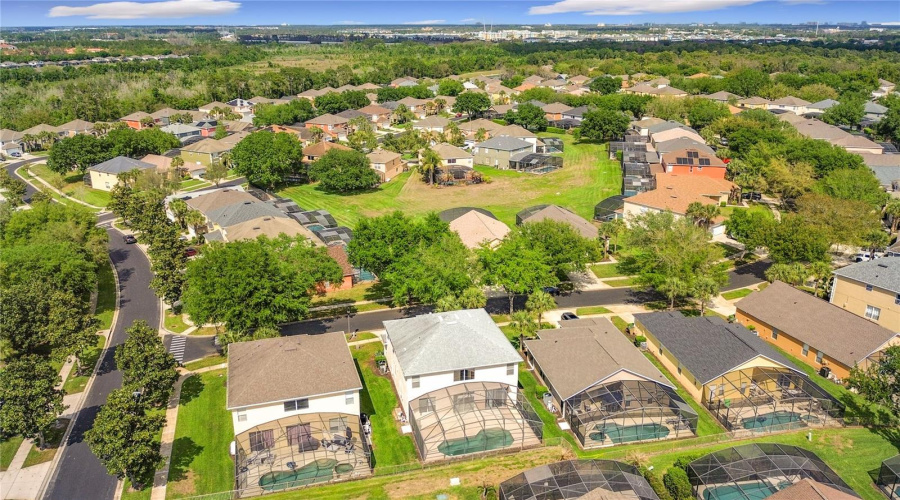 KISSIMMEE, Florida 34747, 6 Bedrooms Bedrooms, ,4 BathroomsBathrooms,Residential,For Sale,PALM HARBOR,0,MFRO6393044