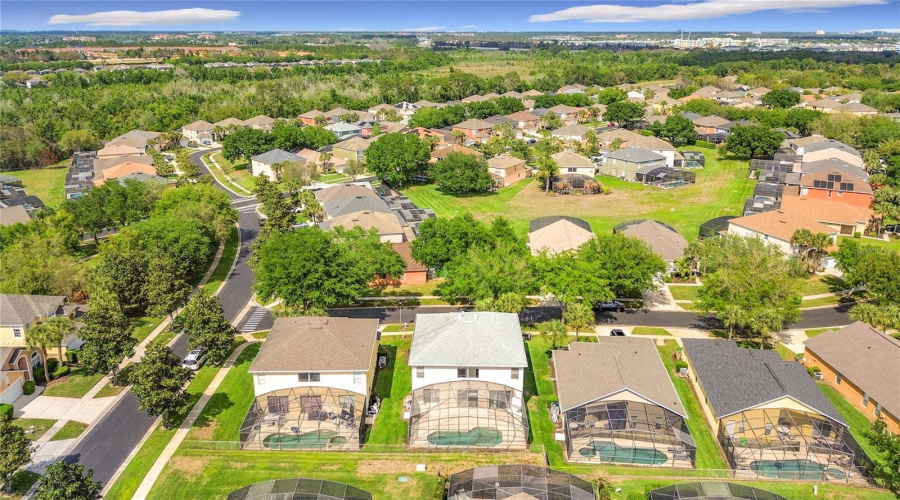 KISSIMMEE, Florida 34747, 6 Bedrooms Bedrooms, ,4 BathroomsBathrooms,Residential,For Sale,PALM HARBOR,0,MFRO6393044