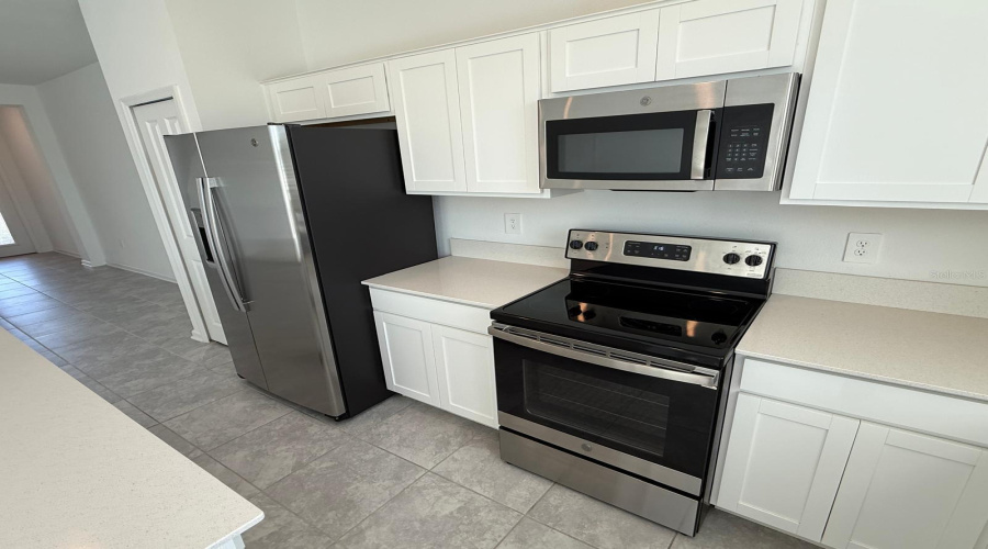 DAVENPORT, Florida 33896, 3 Bedrooms Bedrooms, ,2 BathroomsBathrooms,Residential,For Sale,BOGEY,0,MFRO6392785