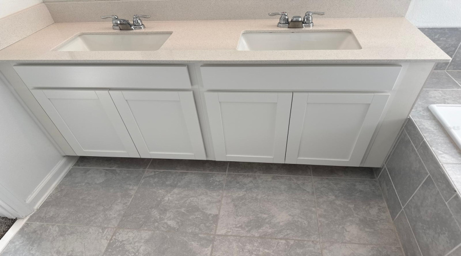 DAVENPORT, Florida 33896, 3 Bedrooms Bedrooms, ,2 BathroomsBathrooms,Residential,For Sale,BOGEY,0,MFRO6392785