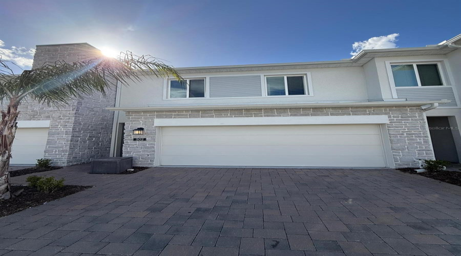 DAVENPORT, Florida 33896, 3 Bedrooms Bedrooms, ,2 BathroomsBathrooms,Residential,For Sale,BOGEY,0,MFRO6392785