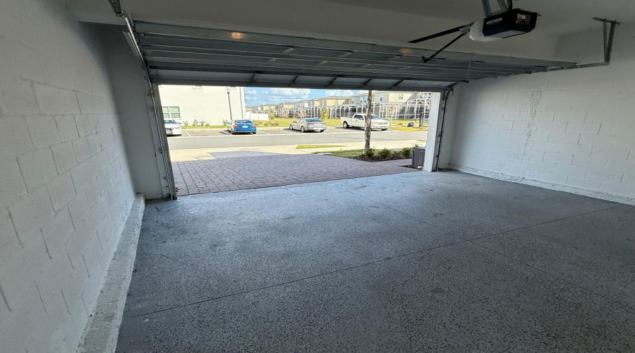 DAVENPORT, Florida 33896, 3 Bedrooms Bedrooms, ,2 BathroomsBathrooms,Residential,For Sale,BOGEY,0,MFRO6392785