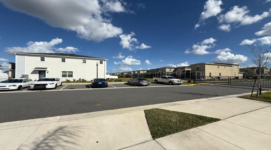 DAVENPORT, Florida 33896, 3 Bedrooms Bedrooms, ,2 BathroomsBathrooms,Residential,For Sale,BOGEY,0,MFRO6392785