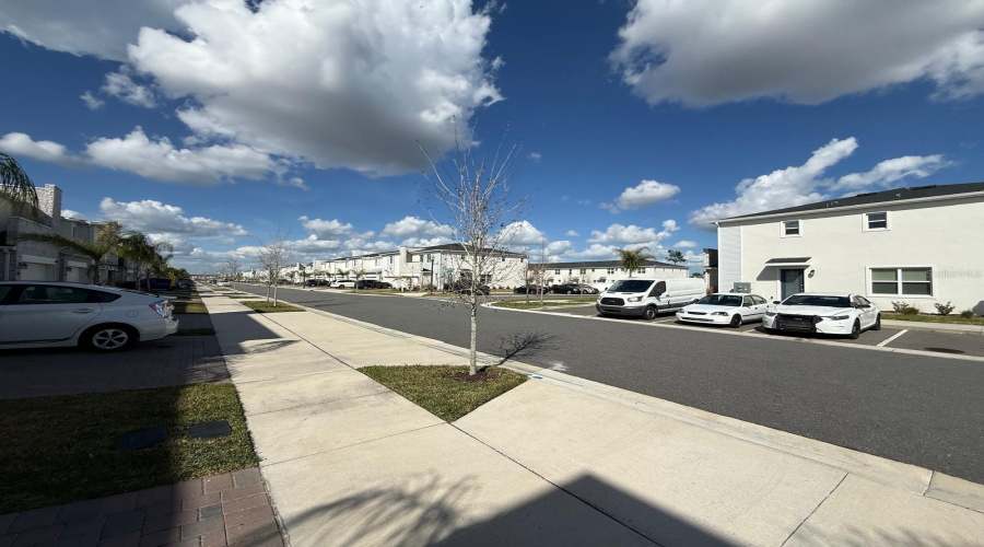 DAVENPORT, Florida 33896, 3 Bedrooms Bedrooms, ,2 BathroomsBathrooms,Residential,For Sale,BOGEY,0,MFRO6392785