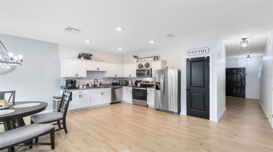 DAVENPORT, Florida 33837, 3 Bedrooms Bedrooms, ,2 BathroomsBathrooms,Residential,For Sale,MADISON,0,MFRS5144426