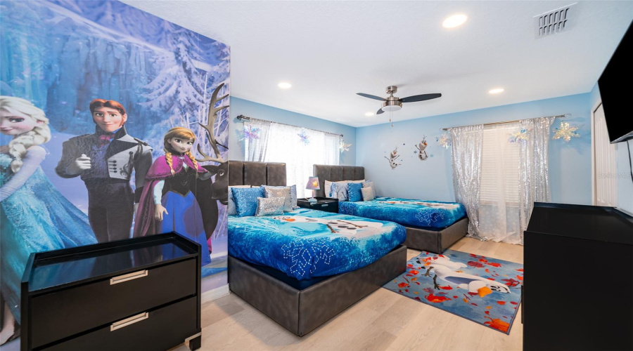 KISSIMMEE, Florida 34747, 5 Bedrooms Bedrooms, ,4 BathroomsBathrooms,Residential,For Sale,CANDY PALM,0,MFRS5146382