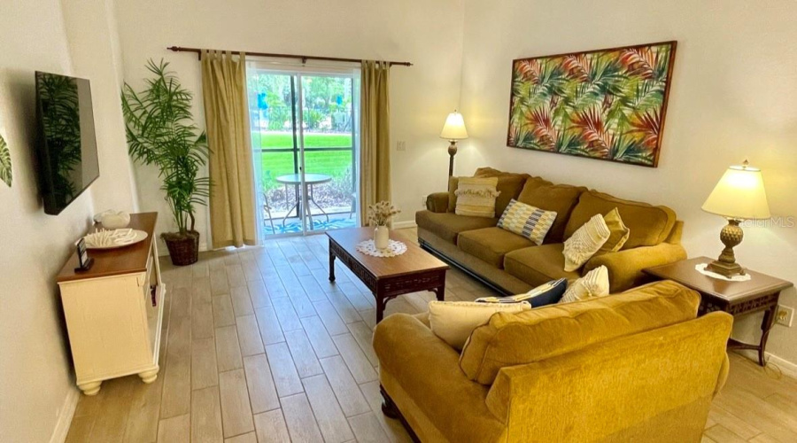 DAVENPORT, Florida 33837, 3 Bedrooms Bedrooms, ,2 BathroomsBathrooms,Residential,For Sale,RUM,0,MFRO6393086