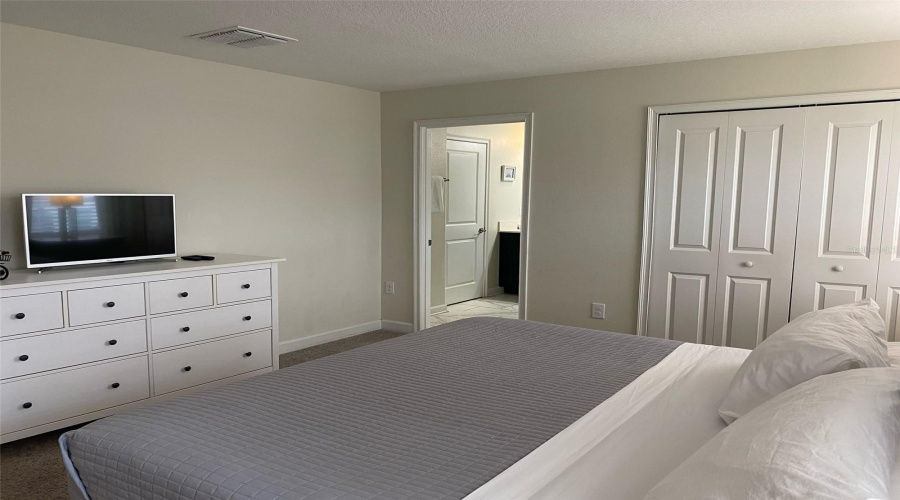 DAVENPORT, Florida 33896, 4 Bedrooms Bedrooms, ,3 BathroomsBathrooms,Residential,For Sale,SANDBAGGER,0,MFRS5146323