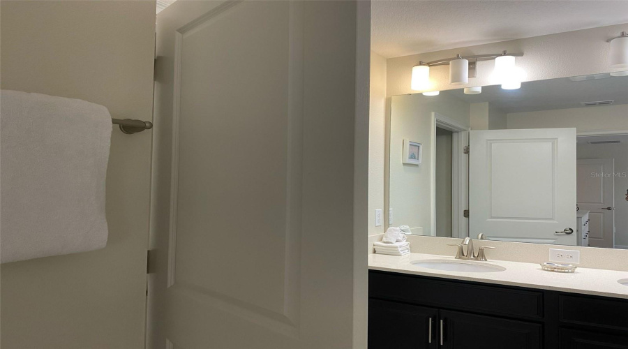 DAVENPORT, Florida 33896, 4 Bedrooms Bedrooms, ,3 BathroomsBathrooms,Residential,For Sale,SANDBAGGER,0,MFRS5146323