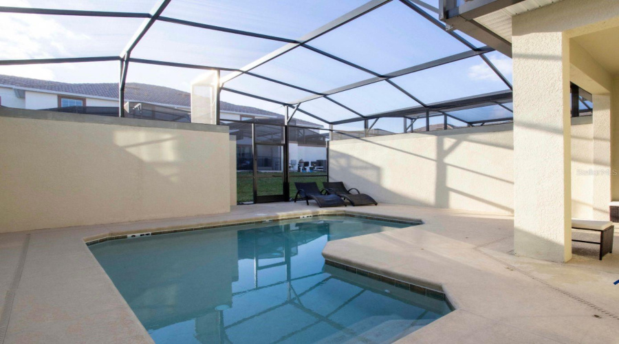 DAVENPORT, Florida 33896, 4 Bedrooms Bedrooms, ,3 BathroomsBathrooms,Residential,For Sale,SANDBAGGER,0,MFRS5146323