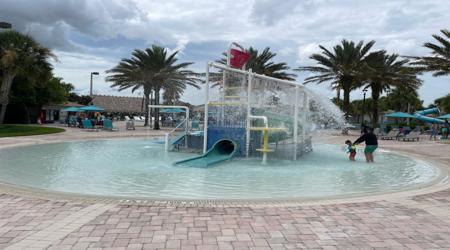 DAVENPORT, Florida 33896, 4 Bedrooms Bedrooms, ,3 BathroomsBathrooms,Residential,For Sale,SANDBAGGER,0,MFRS5146323