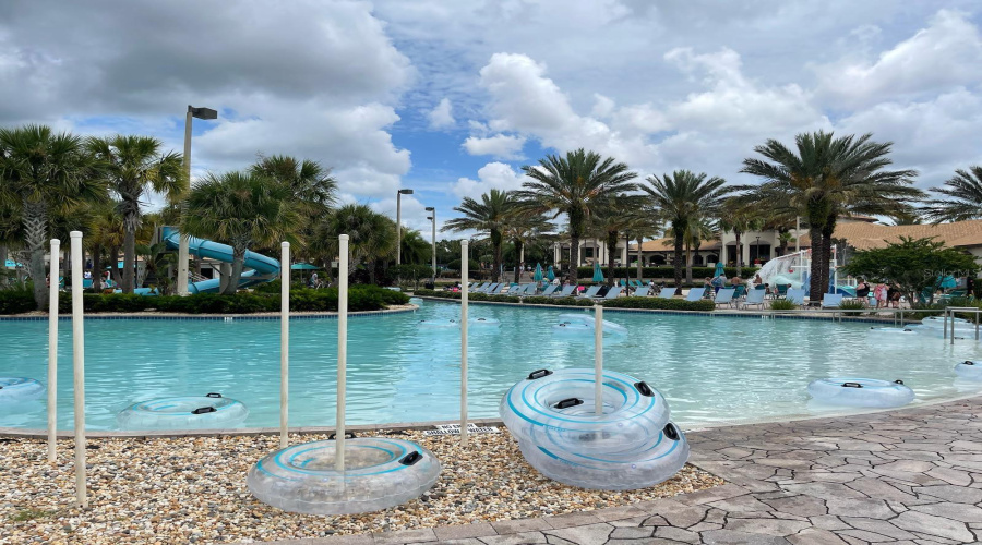 DAVENPORT, Florida 33896, 4 Bedrooms Bedrooms, ,3 BathroomsBathrooms,Residential,For Sale,SANDBAGGER,0,MFRS5146323