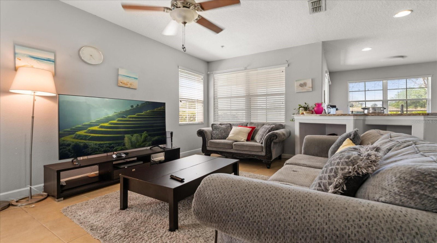 KISSIMMEE, Florida 34747, 3 Bedrooms Bedrooms, ,2 BathroomsBathrooms,Residential,For Sale,ASSEMBLY,0,MFRO6393133