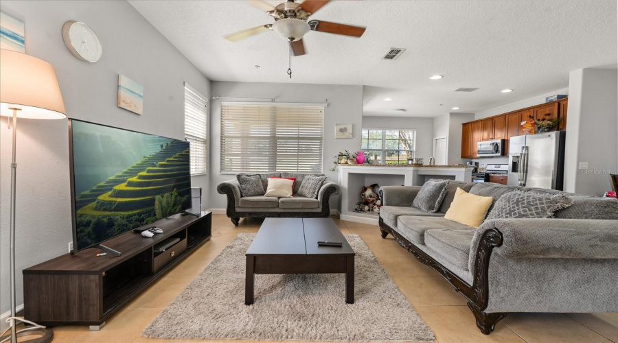 KISSIMMEE, Florida 34747, 3 Bedrooms Bedrooms, ,2 BathroomsBathrooms,Residential,For Sale,ASSEMBLY,0,MFRO6393133