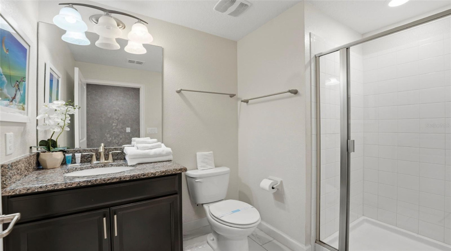 DAVENPORT, Florida 33896, 5 Bedrooms Bedrooms, ,4 BathroomsBathrooms,Residential,For Sale,MOON VALLEY,0,MFRO6307337